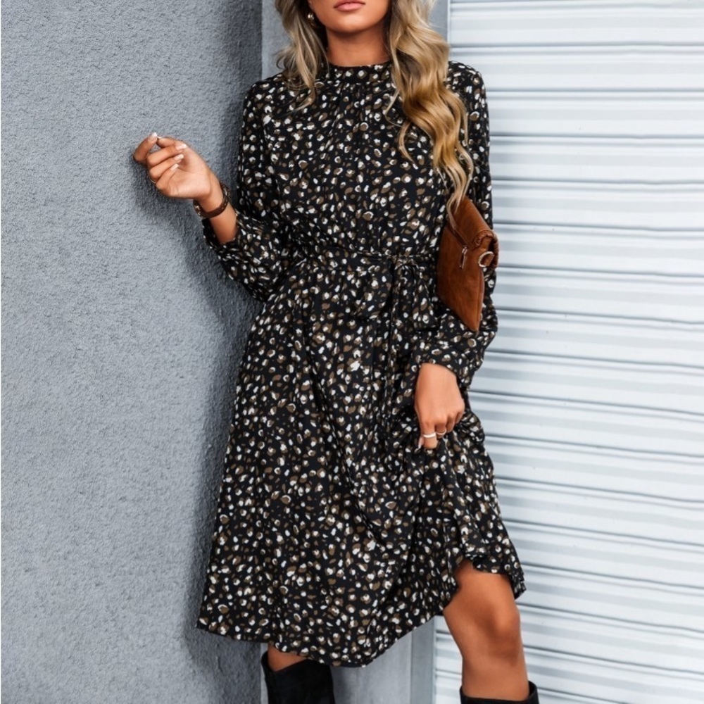 Women's Long Sleeve Speckled A Line Midi
Dress - - Black-M new 🆕